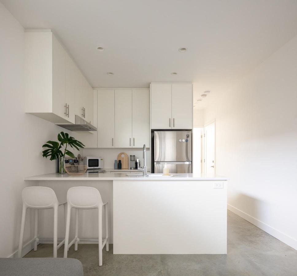 Welcome To Kinn Apartment - Lovely One Bedroom Vancouver Extérieur photo